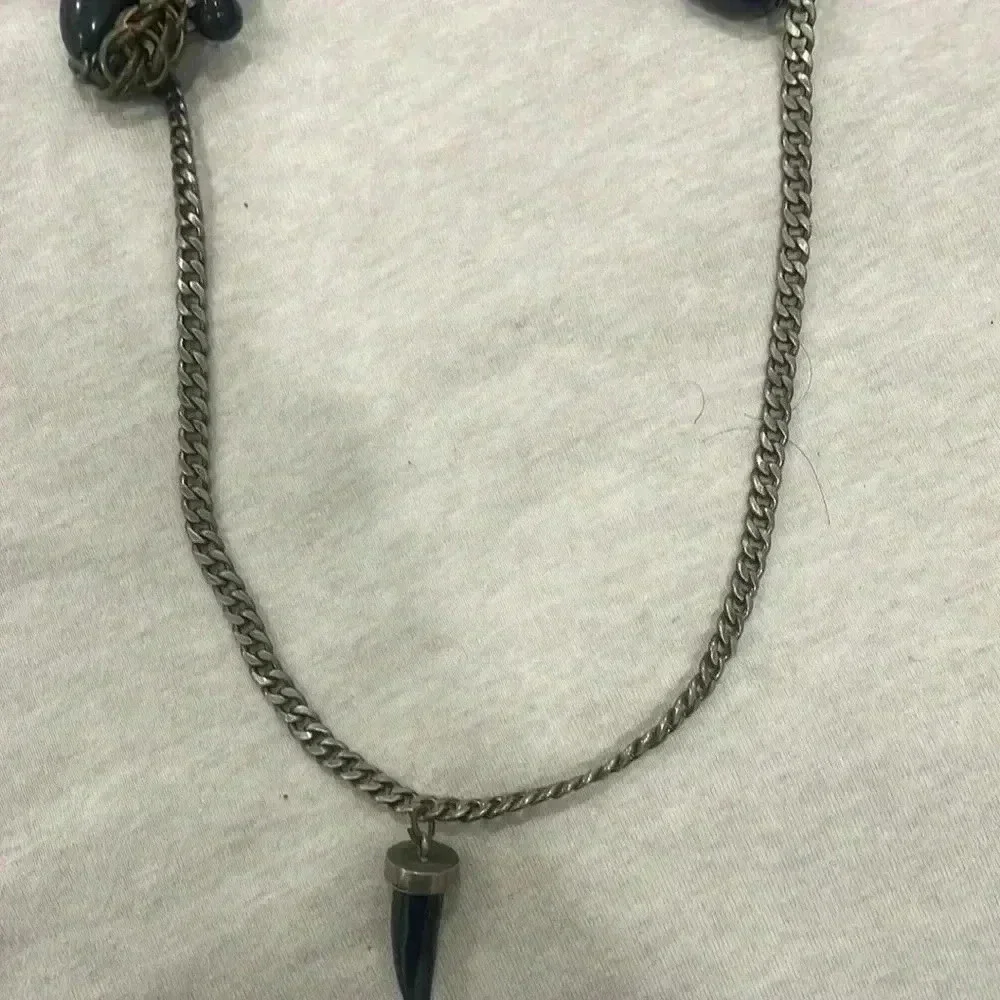 Sachin & Babi necklace - Picture 8 of 11